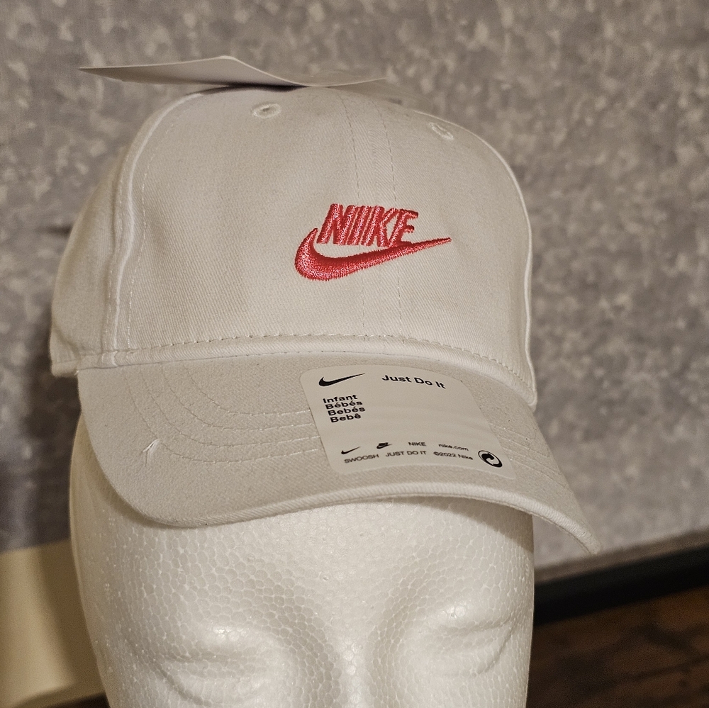 Nike Just Do It Baseball Hat Cap 12- 24 Months Baby Girl Adjustable White Pink‎